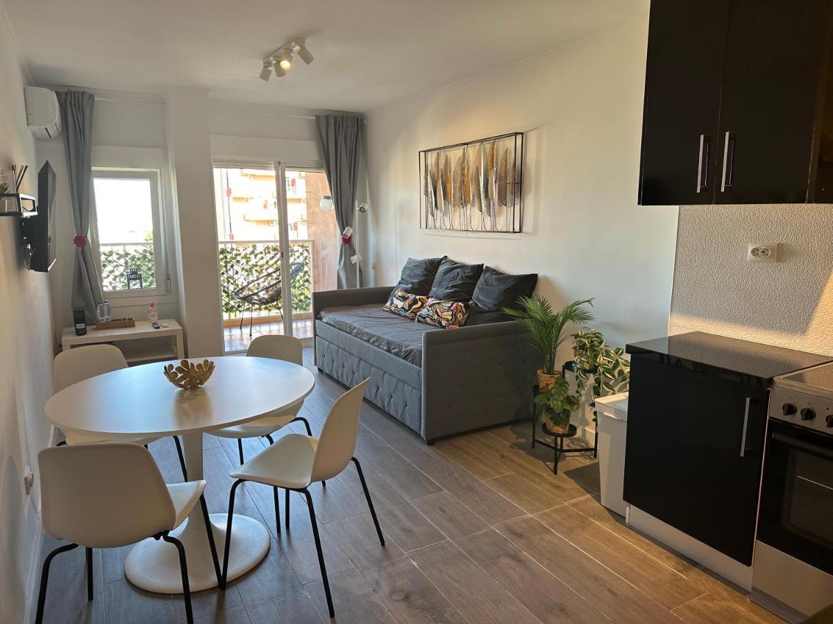 Apt Centrico Con Vistas Y Piscinas Benalmádena Dış mekan fotoğraf